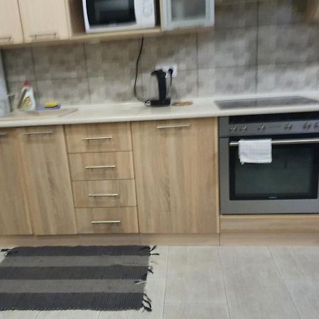 Lutsk, Double-Room Apartments Exteriér fotografie